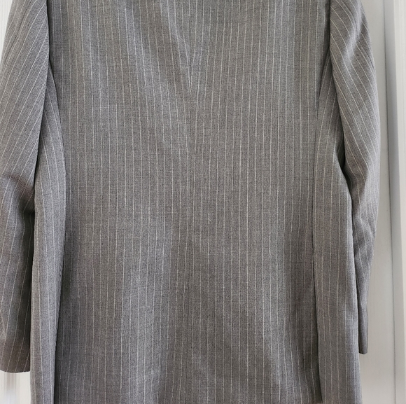 Burberry Blazer - Picture 3 of 16